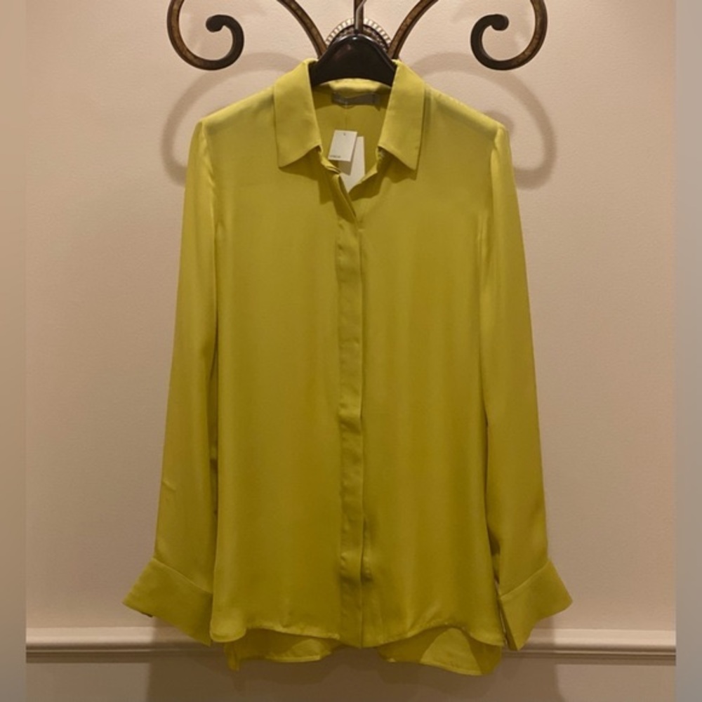 NWT *VINCE* Button Down Blouse … *SILK* … *CHARTREUSE* … Size: 6